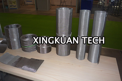 Máy đùn dây có độ bền kéo cao Lưới đảo ngược Bộ lọc dệt kiểu Hà Lan Cuộn liên tục